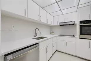 1200 West Ave, Miami Beach, FL 33139 - Photo 17