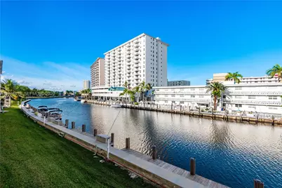 440 Paradise Isle Blvd #209, Hallandale Beach, FL 33009 - Photo 3