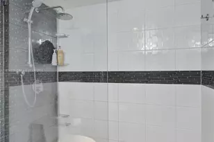 3800 Hillcrest Dr, Hollywood, FL 33021 - Photo 27
