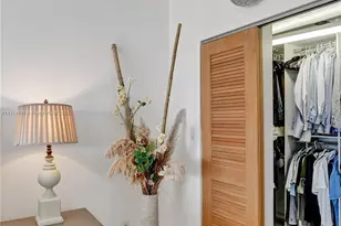 3800 Hillcrest Dr, Hollywood, FL 33021 - Photo 37