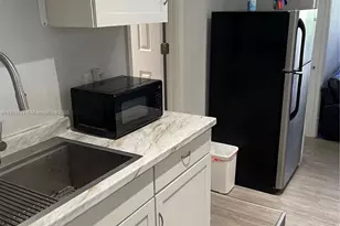 19700 SW 302nd St, Homestead, FL 33030 - Photo 5