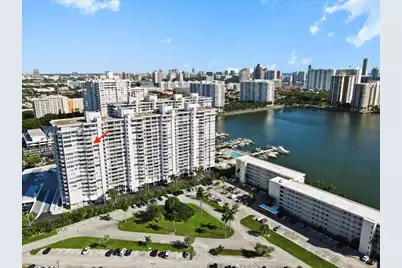 18011 Biscayne Blvd #1603, Aventura, FL 33160 - Photo 29
