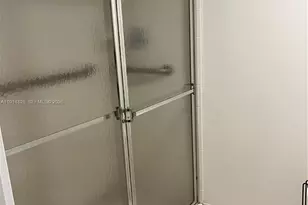 1301 SW 142nd Ave, Pembroke Pines, FL 33027 - Photo 17