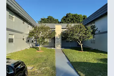 516 Saxony K #516, Delray Beach, FL 33446 - Photo 1