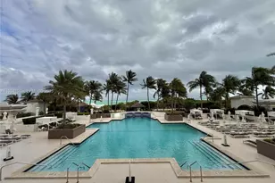 4775 Collins Ave, Miami Beach, FL 33140 - Photo 25