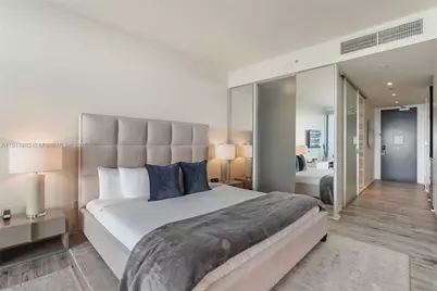 2201 Collins Ave #523, Miami Beach, FL 33139 - Photo 11
