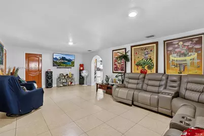 9835 SW 26th Ter, Miami, FL 33165 - Photo 17