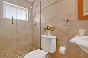 9835 SW 26th Terrace, Miami, FL 33165 - Photo 21