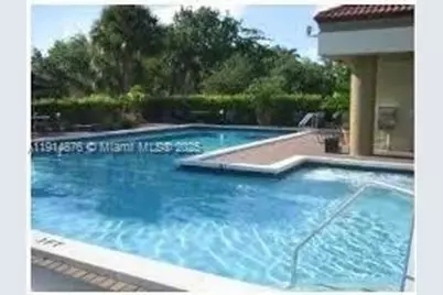 2445 SW 18th Ter #113, Fort Lauderdale, FL 33315 - Photo 13