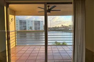 311 SE 3rd St, Dania Beach, FL 33004 - Photo 11