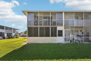 126 Canterbury E, West Palm Beach, FL 33417 - Photo 23