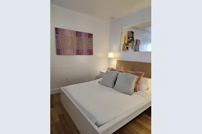 751 Collins Ave #2, Miami Beach, FL 33139 - Photo 1