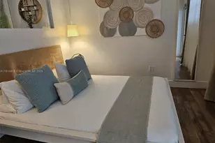 751 Collins Ave, Miami Beach, FL 33139 - Photo 5