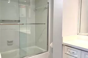 555 NE 15th St, Miami, FL 33132 - Photo 33