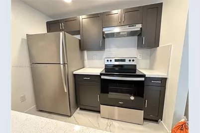 7125 NW 186th St #B311, Hialeah, FL 33015 - Photo 19