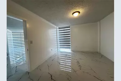 7125 NW 186th St #B311, Hialeah, FL 33015 - Photo 23