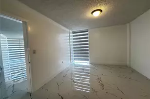 7125 NW 186th St, Hialeah, FL 33015 - Photo 23