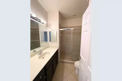 3217 SE 4th St, Homestead, FL 33033 - Photo 17