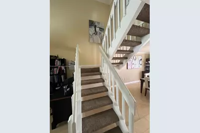 9894 Fairway Cove Ln, Plantation, FL 33324 - Photo 11