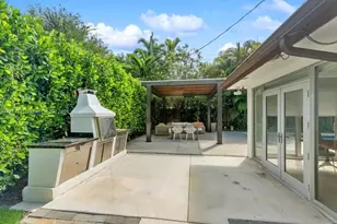 8215 SW 63rd Pl, Miami, FL 33143 - Photo 25