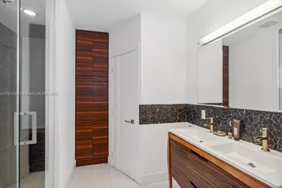 8215 SW 63rd Pl, Miami, FL 33143 - Photo 13