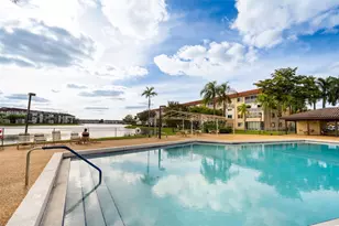 1100 SW 130th Ave, Pembroke Pines, FL 33027 - Photo 25