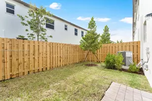 2558 SE 27th Dr, Homestead, FL 33035 - Photo 19