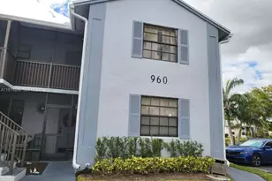 960 N Franklin Ave, Homestead, FL 33034 - Photo 1