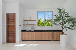 6720 SW 98th St, Pinecrest, FL 33156 - Photo 7