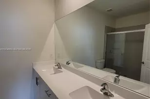 11125 West 33rd Ct, Hialeah, FL 33018 - Photo 17