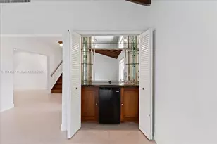 1961 NE 188th St, Miami, FL 33179 - Photo 13