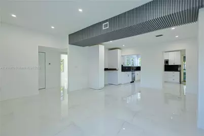 720 NE 143rd St, North Miami, FL 33161 - Photo 3