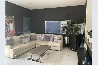 1352 SE 16th Ave, Homestead, FL 33035 - Photo 5