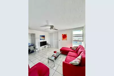 8001 Crespi Blvd #6D, Miami Beach, FL 33141 - Photo 11