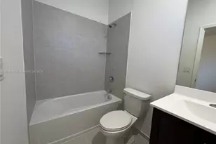 18110 SW 148th Rd, Miami, FL 33187 - Photo 13