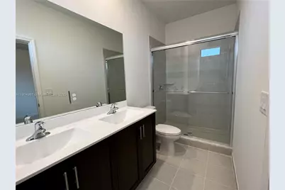 18110 SW 148th Rd, Miami, FL 33187 - Photo 9