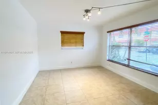 6568 SW 41st Pl, Davie, FL 33314 - Photo 5