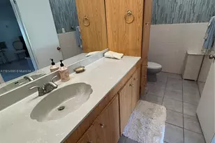 724 Garden Ct, Plantation, FL 33317 - Photo 15