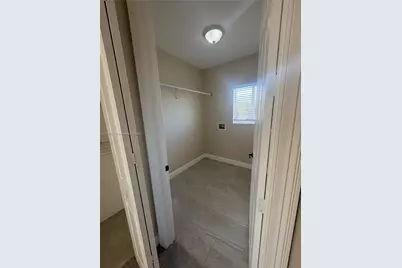 819 E 26th St #0, Hialeah, FL 33013 - Photo 33