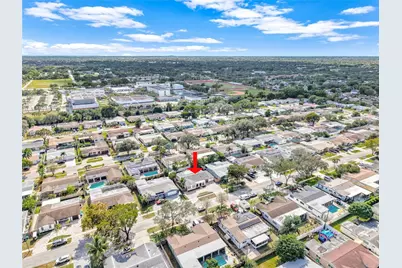 9180 SW 55th St, Cooper City, FL 33328 - Photo 73