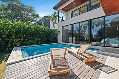 5831 Alton Rd, Miami Beach, FL 33140 - Photo 17