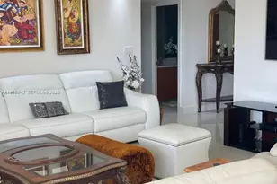 19707 W Turnberry Way, Aventura, FL 33180 - Photo 9