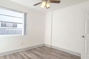 5960 NE 5th Ct, Miami, FL 33137 - Photo 11
