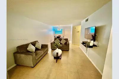 2213 NE 1st Ct #203, Boynton Beach, FL 33435 - Photo 5