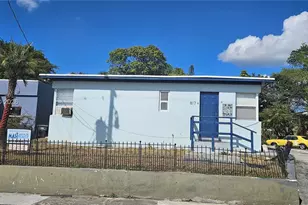 817 Grant St, West Palm Beach, FL 33407 - Photo 3