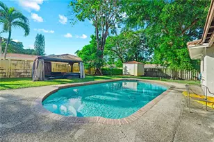 284 NW 92nd Ave, Coral Springs, FL 33071 - Photo 27