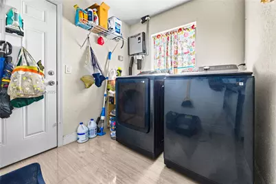 284 NW 92nd Ave, Coral Springs, FL 33071 - Photo 25