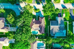 284 NW 92nd Ave, Coral Springs, FL 33071 - Photo 45