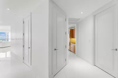 1425 Brickell Ave #54C, Miami, FL 33131 - Photo 19