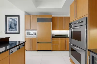 1425 Brickell Ave #54C, Miami, FL 33131 - Photo 23